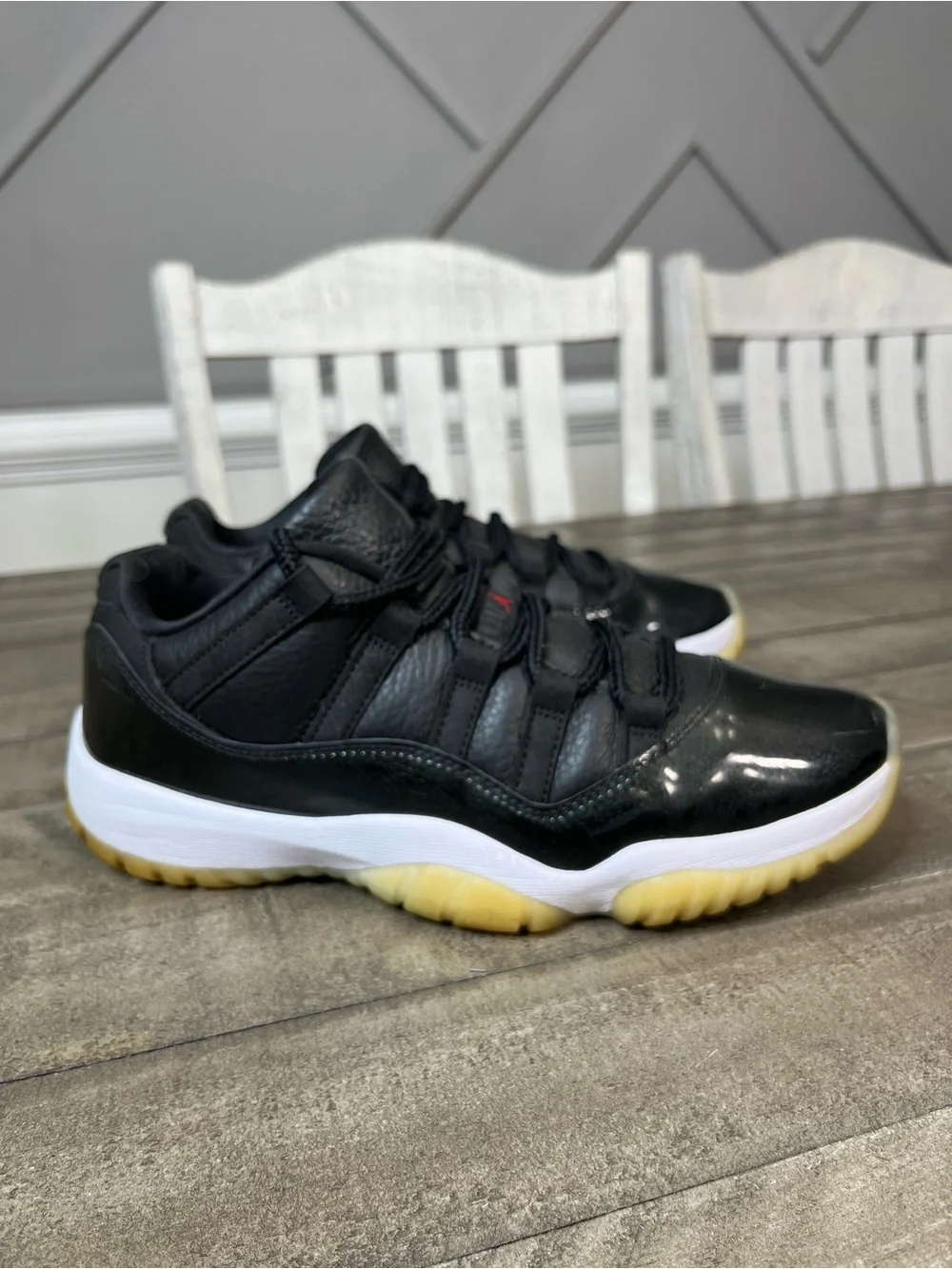 Nike Air Jordan 11 Retro Low 72-10 Men's Sneakers Size 8.5